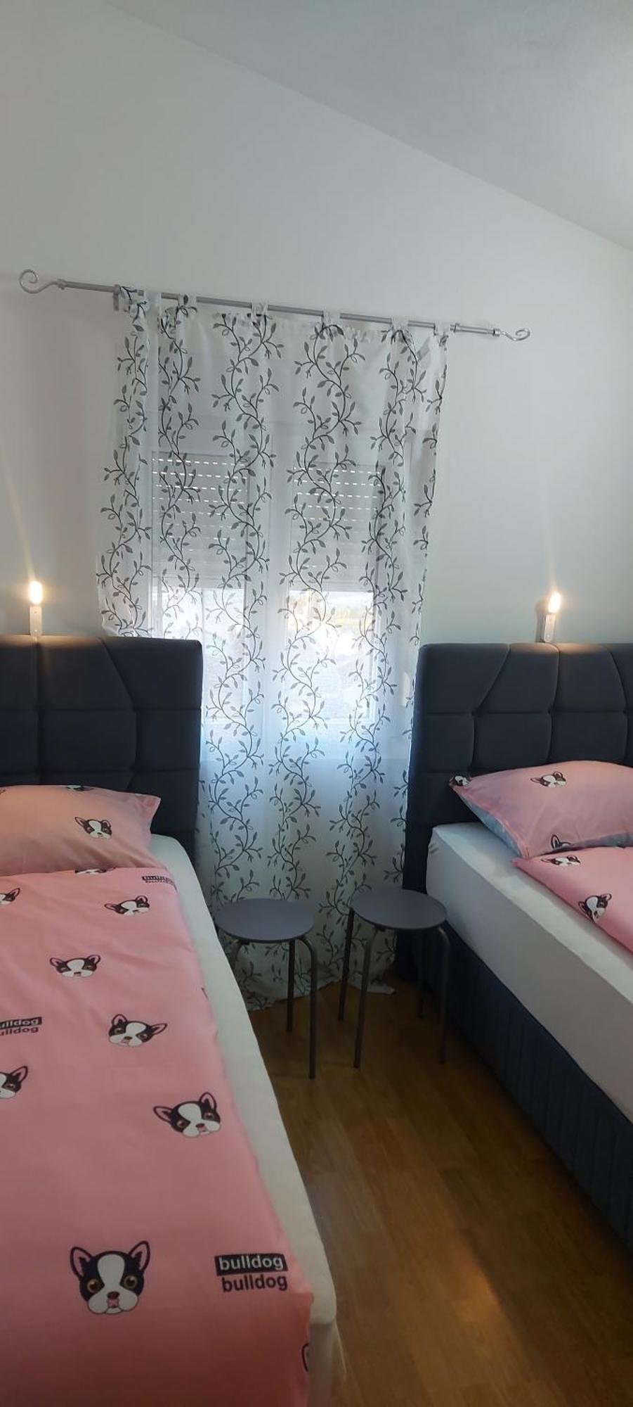 Ema & Sea Apartment'S With Free Private Parking Pula Exterior photo