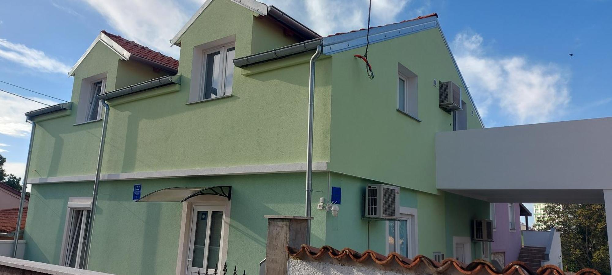Ema & Sea Apartment'S With Free Private Parking Pula Exterior photo