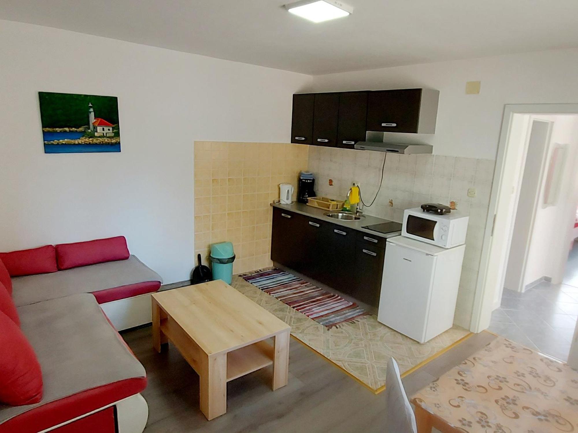 Ema & Sea Apartment'S With Free Private Parking Pula Exterior photo