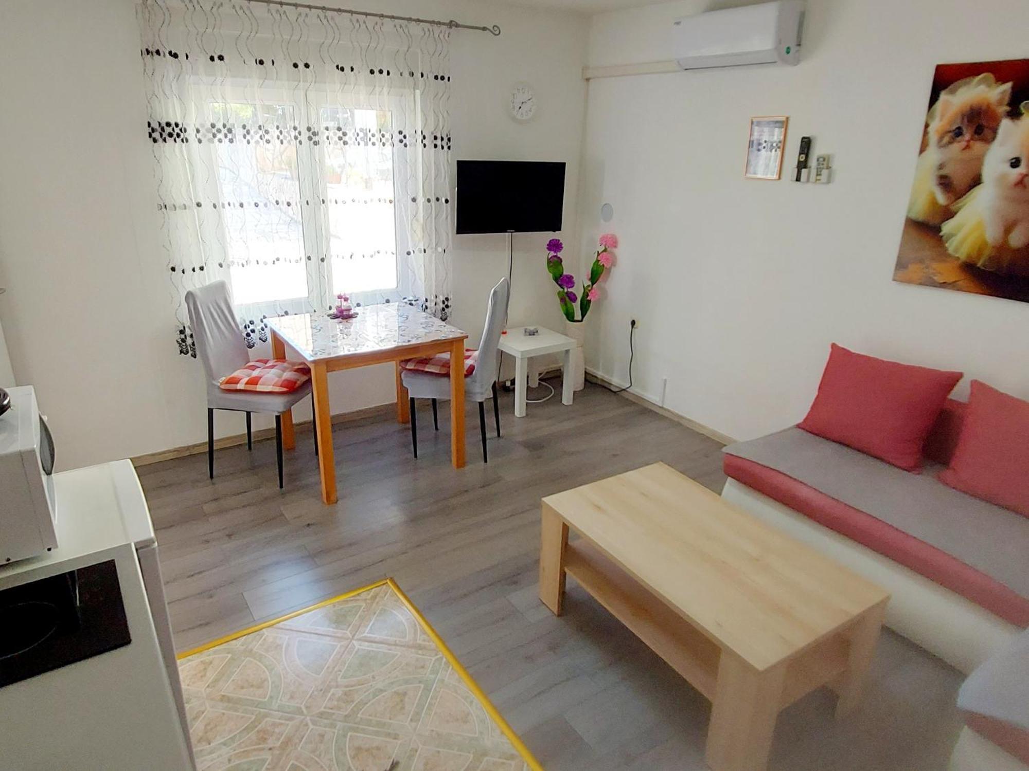Ema & Sea Apartment'S With Free Private Parking Pula Exterior photo